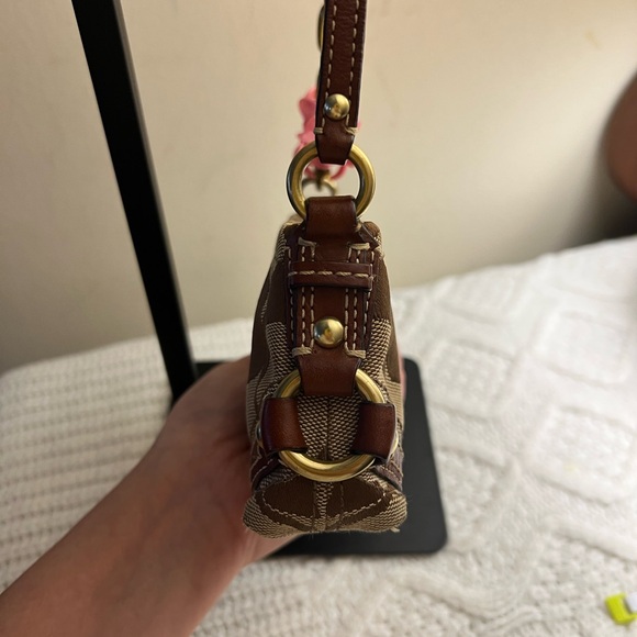 Coach Carly Mini (Micro) Bag 🤎🌺 - Picture 6 of 16